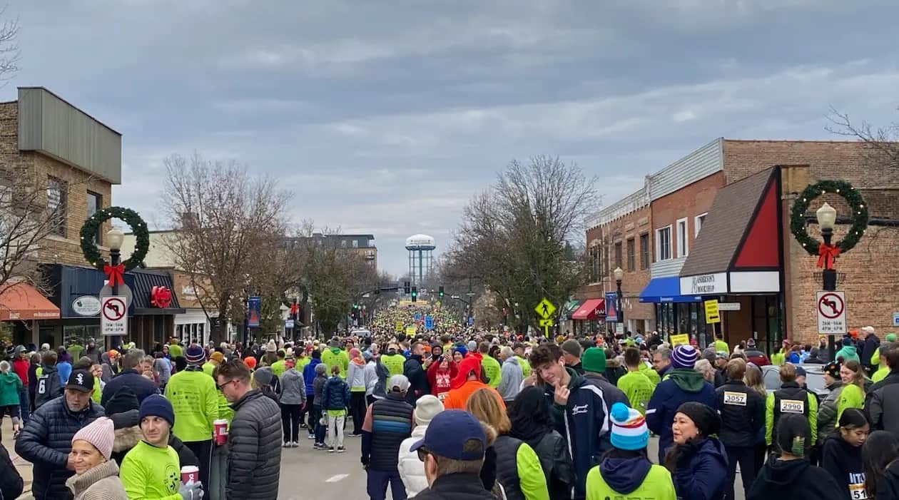 Downers Grove, Illinois city guide image